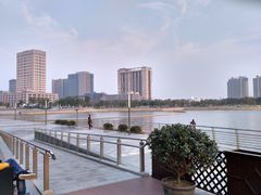 -翠山·映月湖景餐厅(映月湖公园店)