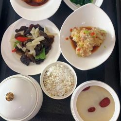 -爱陪伴尊享月子中心(国际店)