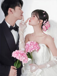 -蒙娜丽莎婚纱摄影(爱城总店)