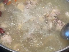 -一席地·本地鸡窝·杭帮鸡火锅(萧山银隆百货店)