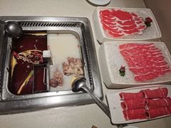 -海底捞火锅鲜切牛肉主题店(长寿路店)