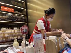 -海底捞火锅(漕宝路店)