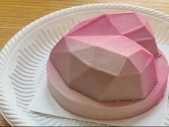 粉爱草莓甜心蛋糕-星巴克臻选(湖滨道店)