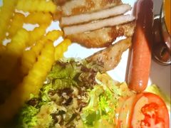 -维园港式茶餐厅(龙岗盛平店)