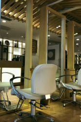 大厅-简法造型·品牌形象店