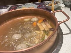 -牛村来人潮汕牛肉火锅(西单店)