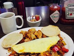 -Coldfoot Camp Trucker's Cafe