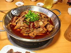 -大众跷脚牛肉馆·非遗传承单位(峨眉山店)