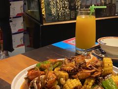 -臻鲜燕海鲜融合餐厅(金陵style店)