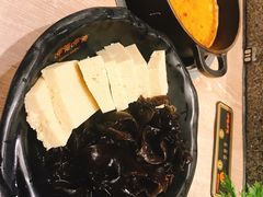 -呷哺呷哺(新世界百货望京店)