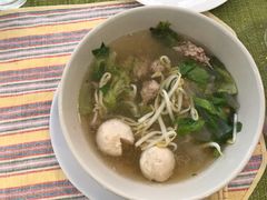 猪肉鱼丸粉条-清迈女子监狱马杀鸡(无分店)