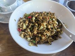 -老唐三下锅 ·张家界地标美食(溪布街店)