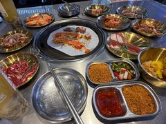 -哈哈碳都·牛肋条无限自助烤肉(台江万达店)