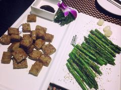 -HIHE Bistro·Oyster Bar(华熙live店)