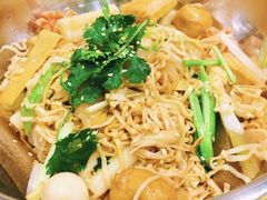 -拿渡麻辣香锅(世茂广场·工三店)