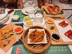 -悦得闲广式点心茶楼(蓝鲸世界店)