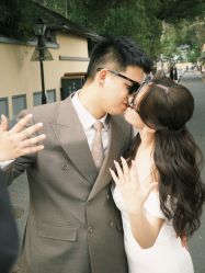 -雪中彩影婚纱摄影·微光艺术中心