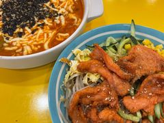 -嗨皮儿·现蒸面皮(抄纸巷店)