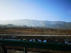 -鳌山滑雪度假区