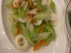 山药西芹炒腰果-鑫巴蜀小镇 · 水煮鱼专研店(玉桥店)