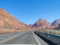 -天山神秘大峡谷