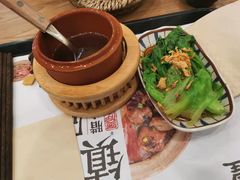-煲仔皇腊味煲仔饭(经四万达店)