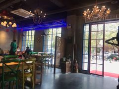 大堂-小小河边鱼(天润城店)