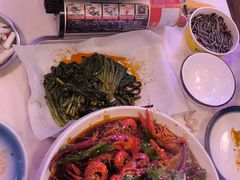 -海盗船. 龙虾烧烤. 酒馆
