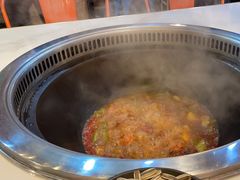 -哈尔滨烧烤·山河村铁锅炖(交大店)