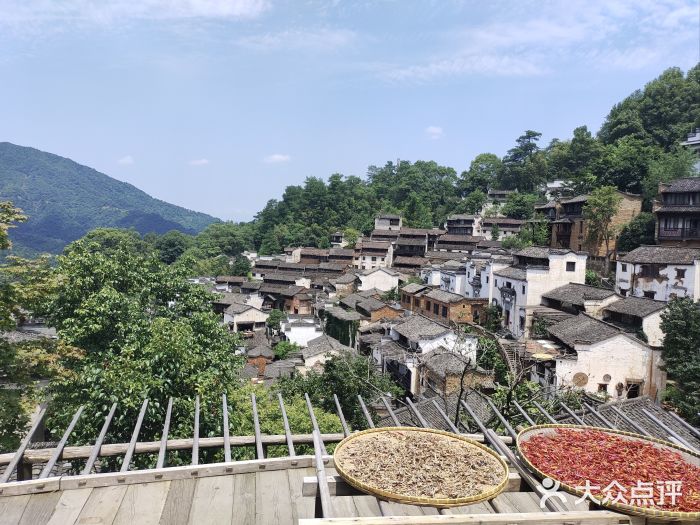 篁岭石门峡图片