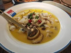 -蜜桃餐厅·伴山(湖滨商业街店)