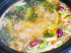 -陆记牛庄·碳锅龙虾烧烤(爱上花园店)