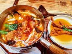 8小时慢炖半筋半肉粉套餐-小满手工粉(上海月星环球港店)