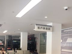 -上海永达奥诚奥迪4S店(申江路店)