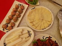 -DaLongYi Hotpot - 大龙燚火锅 - 地道四川老火锅
