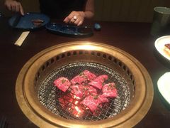 -山川小町·极番烧肉(新地假日广场店)