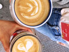 燕麦拿铁-Manner Coffee(奉贤路店)