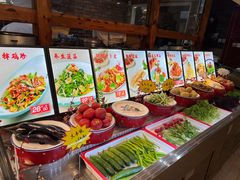 -快乐老家三鲜饺子东北菜(南六中路店)