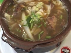 -闫家驴肉老店(华电一校店)