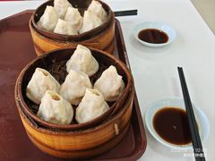 蟹黄小笼包-常州糕团店(北大街新世纪商城店)