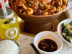 -老佛爷铜炉蛙锅(挂绿店)