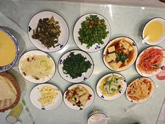 -秦扬居特色菜馆(上王村)