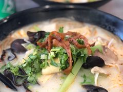 -巴辣仔烤鱼鸡煲(上水店)