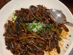 响油鳝丝-逸林轩中餐厅(中信泰富朱家角锦江酒店)