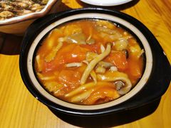 番茄菌菇面筋煲-兴农记