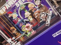 -泡泡玛特POPMART(上海环球港店)