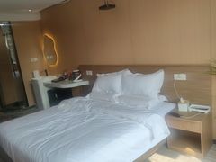 -幸栖洞穴设计酒店(成都春熙路店)