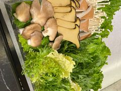 -红鼎豆捞·非遗鲍皇汤火锅(宝丰路店)