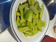 -徐记小怪兽肉蟹煲(中央大街店)