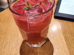 -Wagas沃歌斯(百盛优客店)